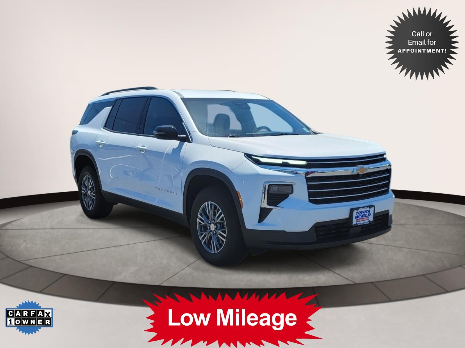 2025 Chevrolet Traverse LT in White — front three-quarter view